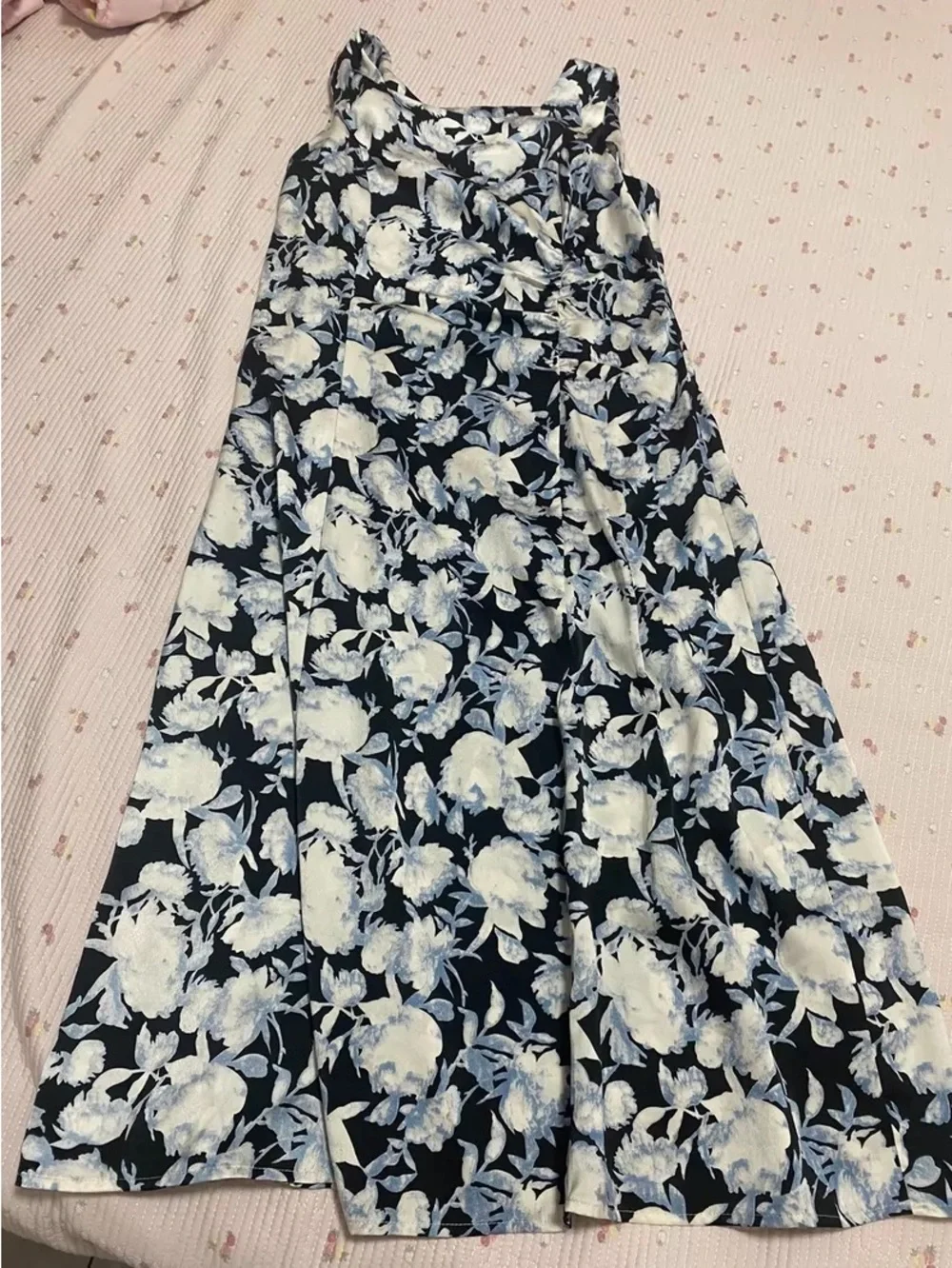 Women’s Navy and White Floral A-Line Skirt
